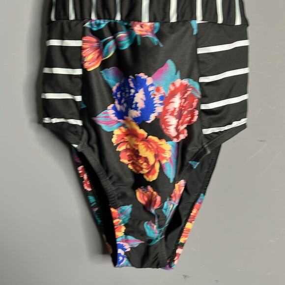 ModCloth Black and White Striped and Floral Print One Piece Bathing Suit Size XS - Picture 4 of 9